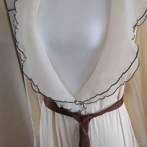 Vintage dressing gown with ruffle detail and belt